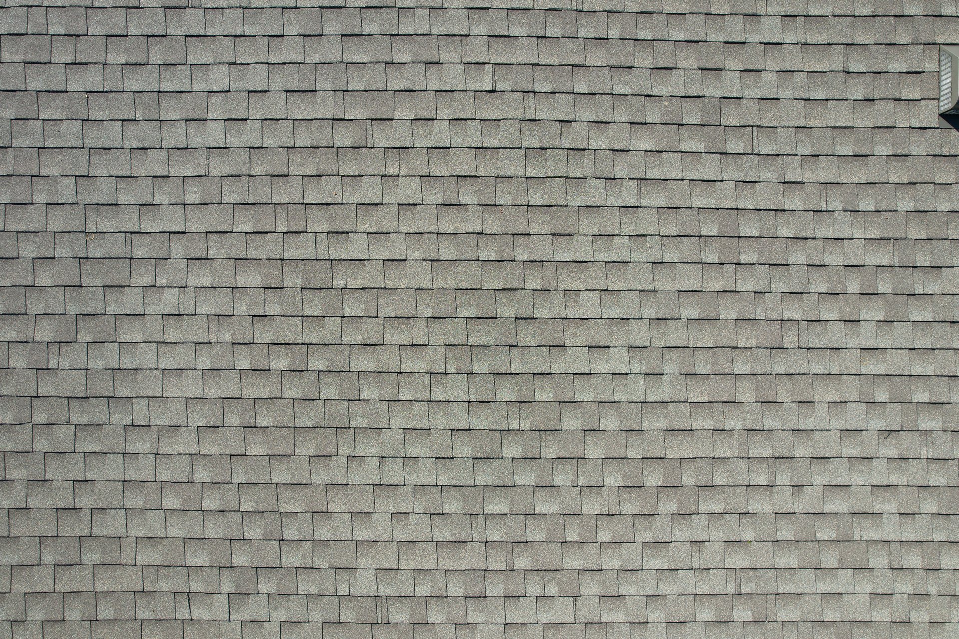 Large commercial roof installation Kansas City